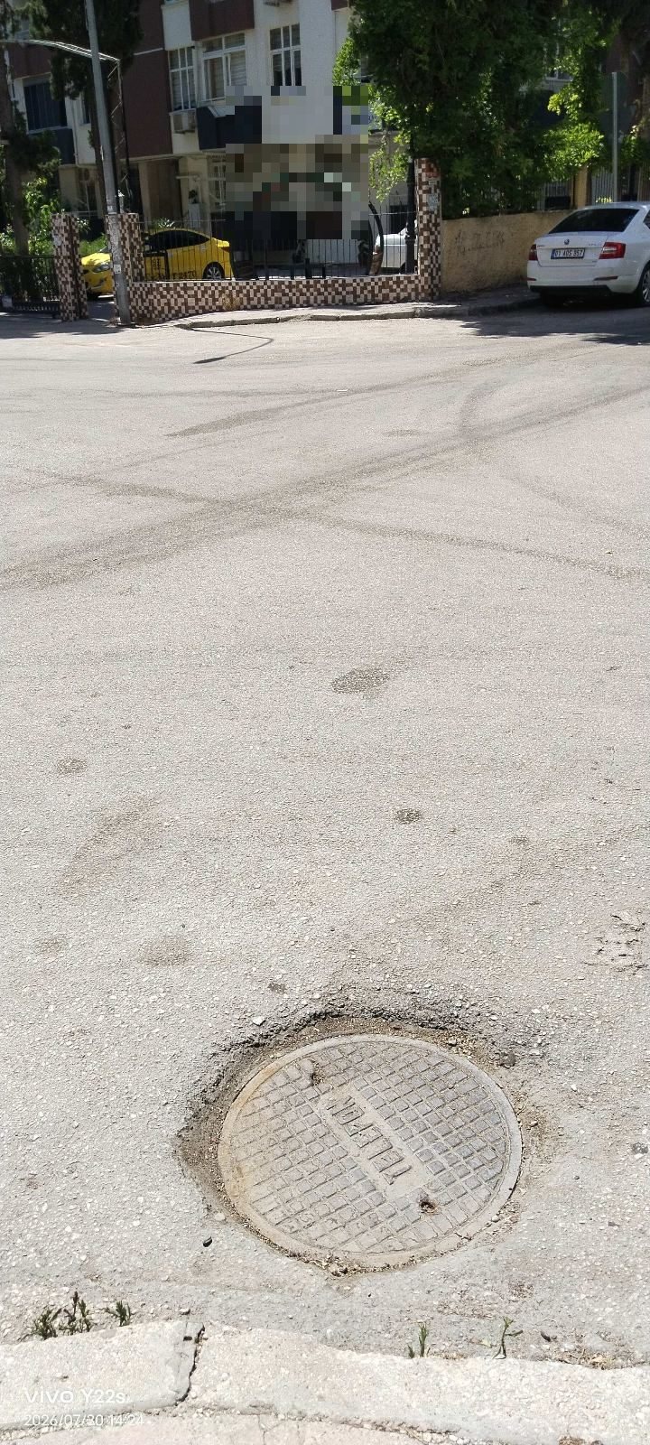 yolun altinda kalan logar kapagi - görsel 1