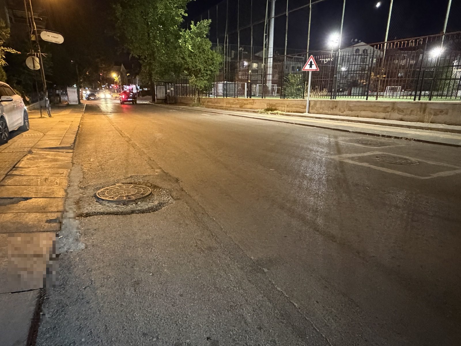 Rögar kapağı çukuru