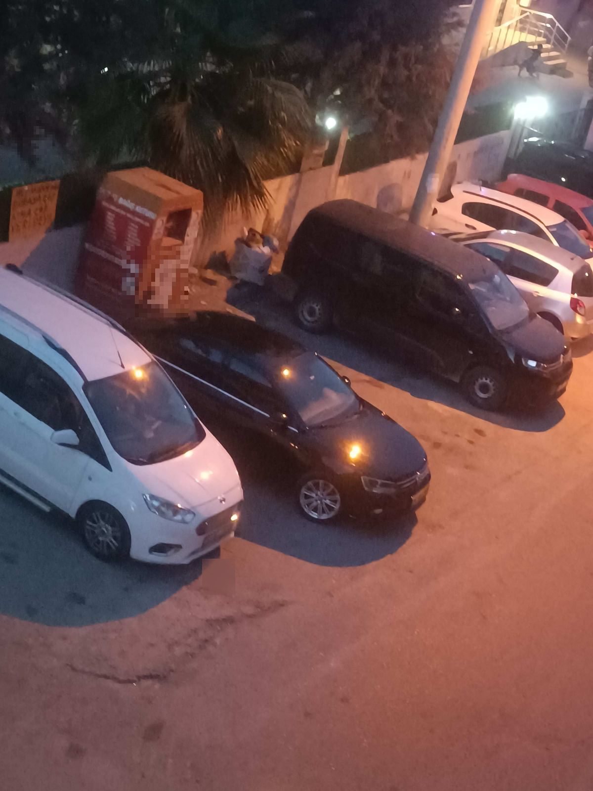 çöp konteyneri alındı