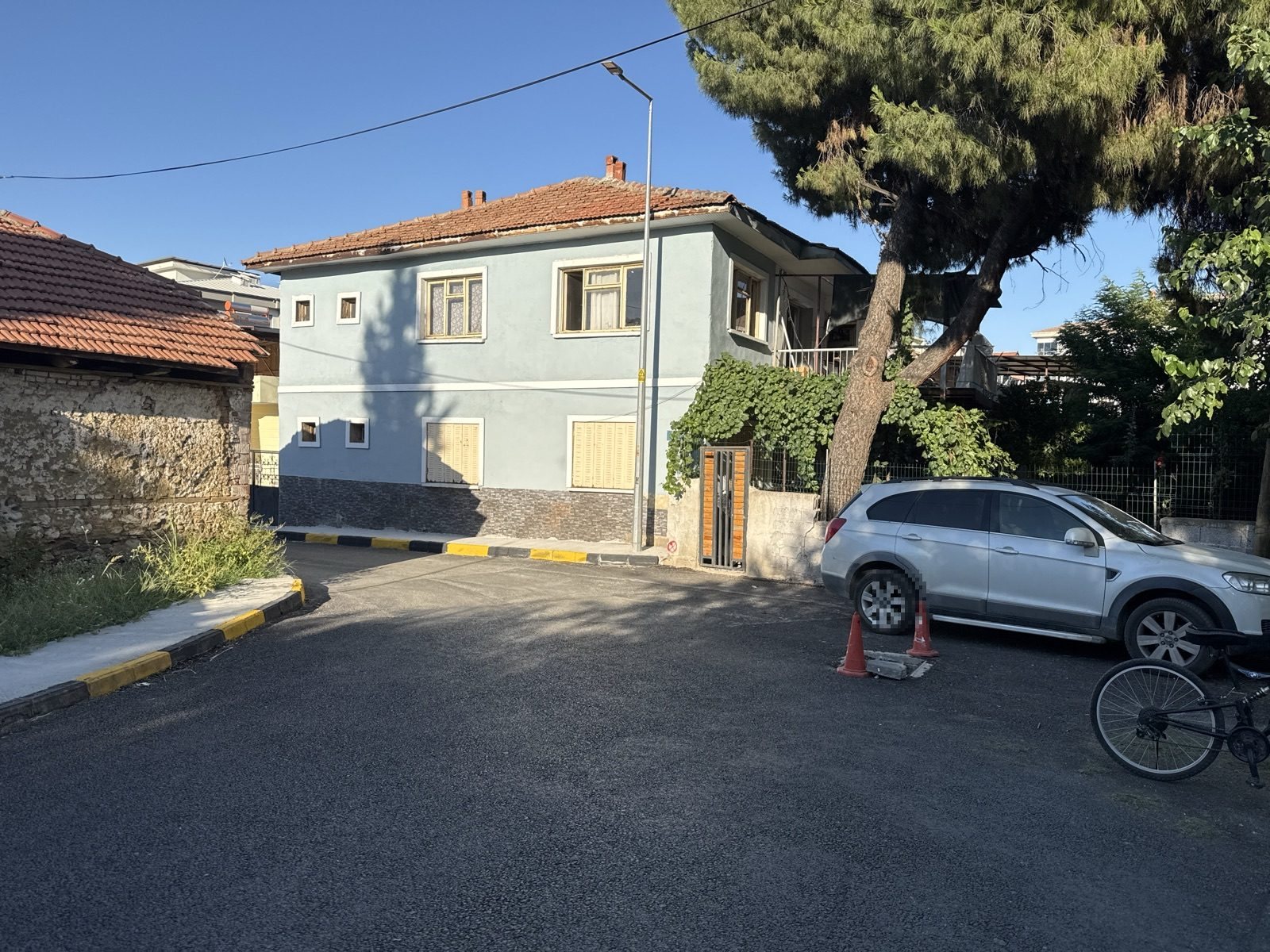 Kapatılmayan çukurlar