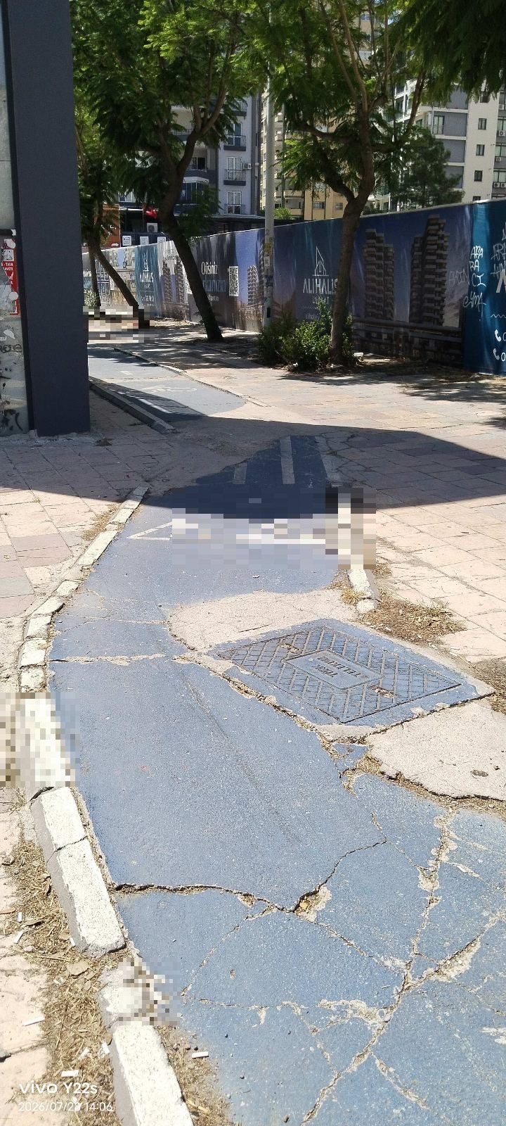 Bozuk bisiklet yolu - görsel 1