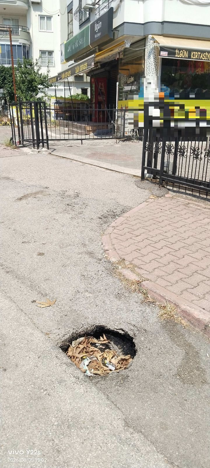 Yolda göçük - görsel 1