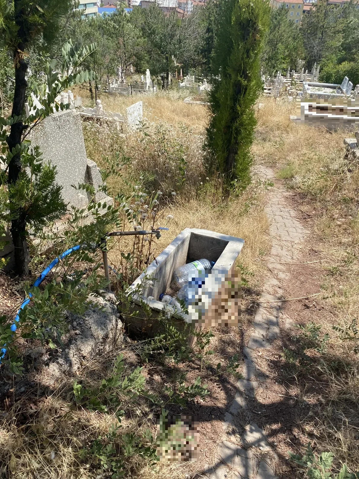 MEZARLIK ÇEŞMELERİNİN AKMAMASI