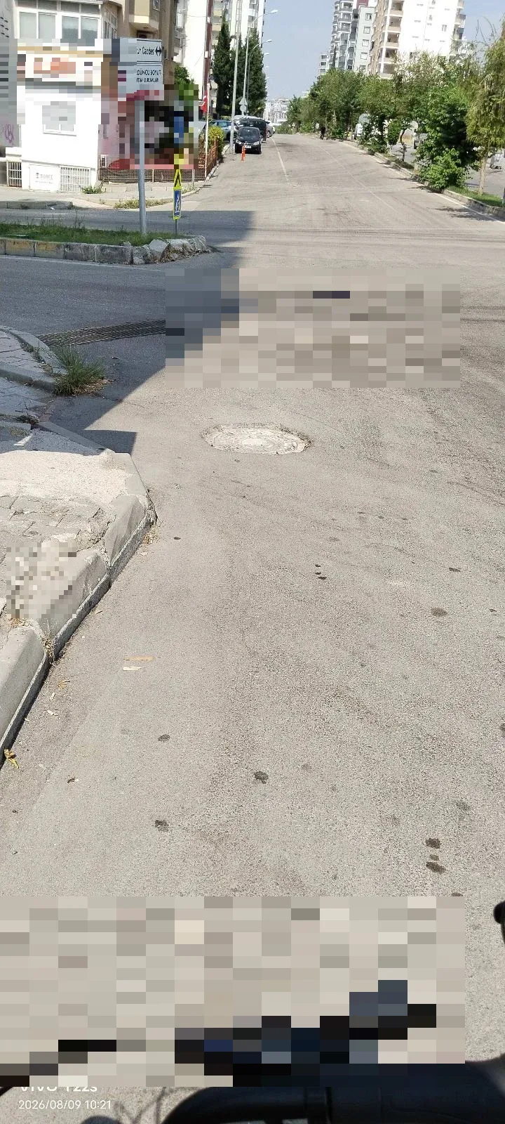 Yol seviyesinin altında kalan Logar kapağı
