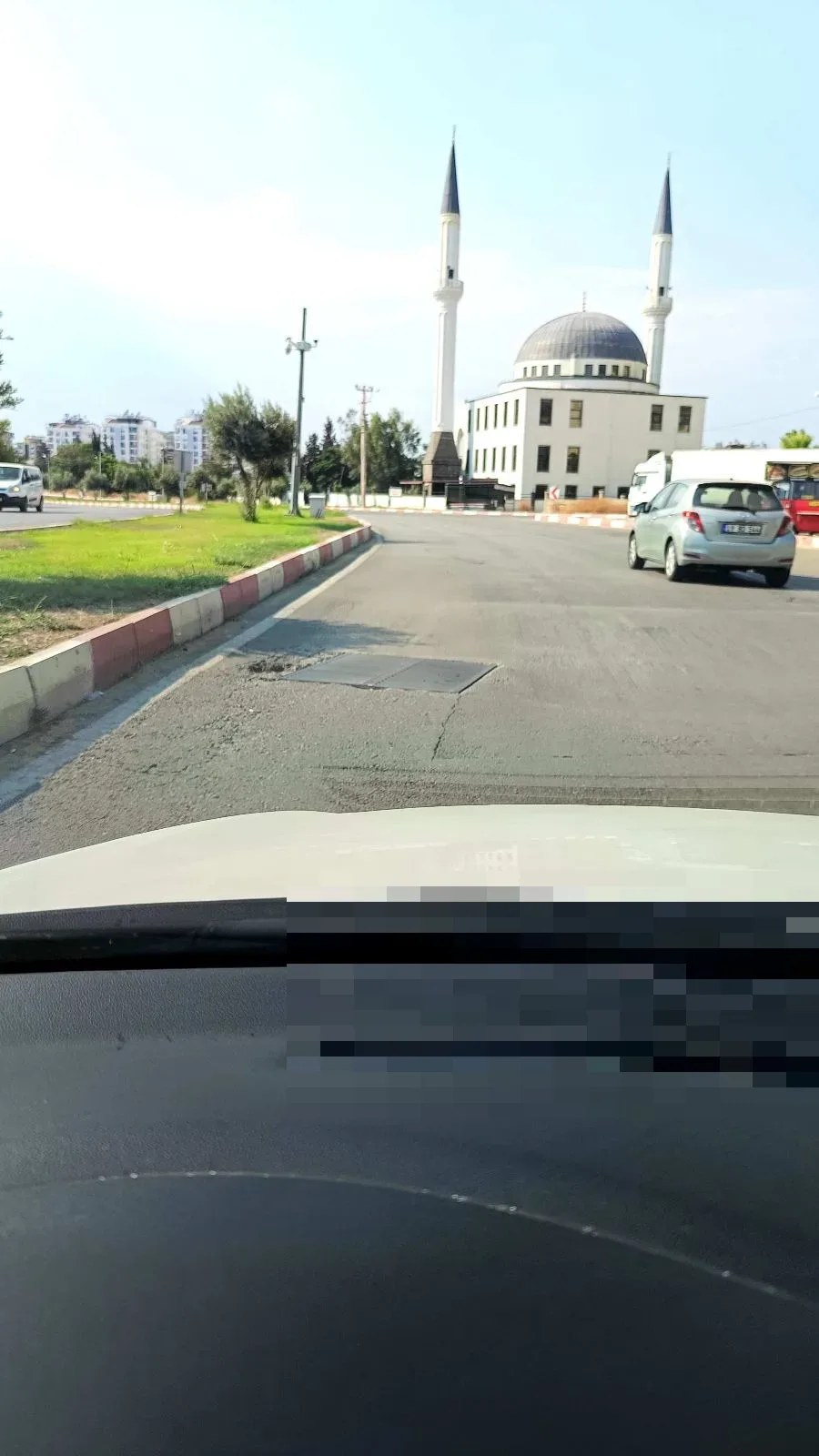 Halin ordaki bitlisliler camiinin önündeki yol - görsel 2