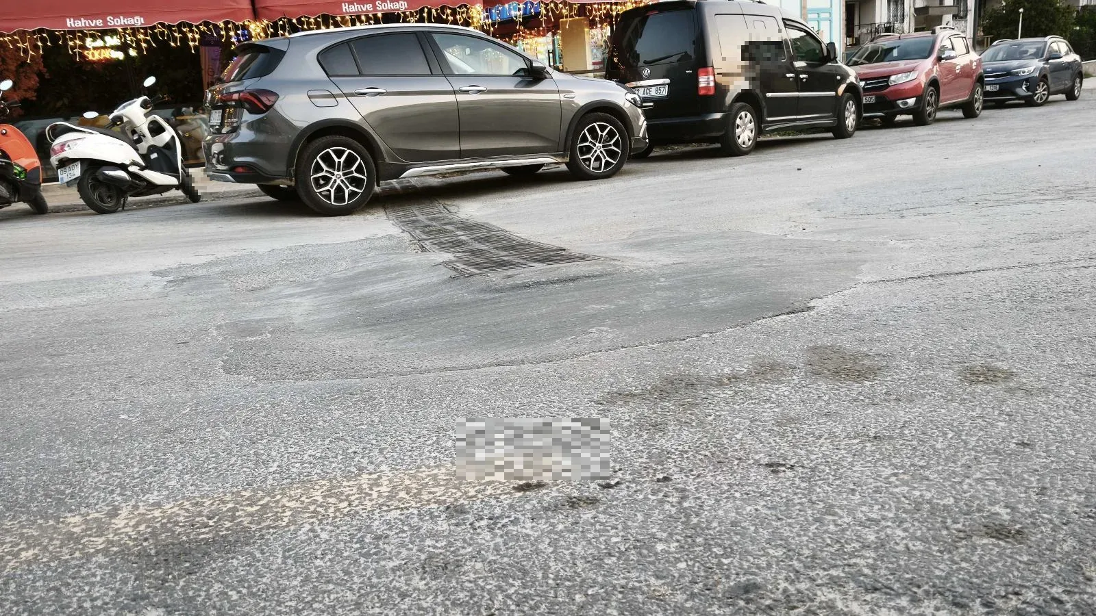 Alt yapı mazgalı yol ile eşit değil - görsel 2