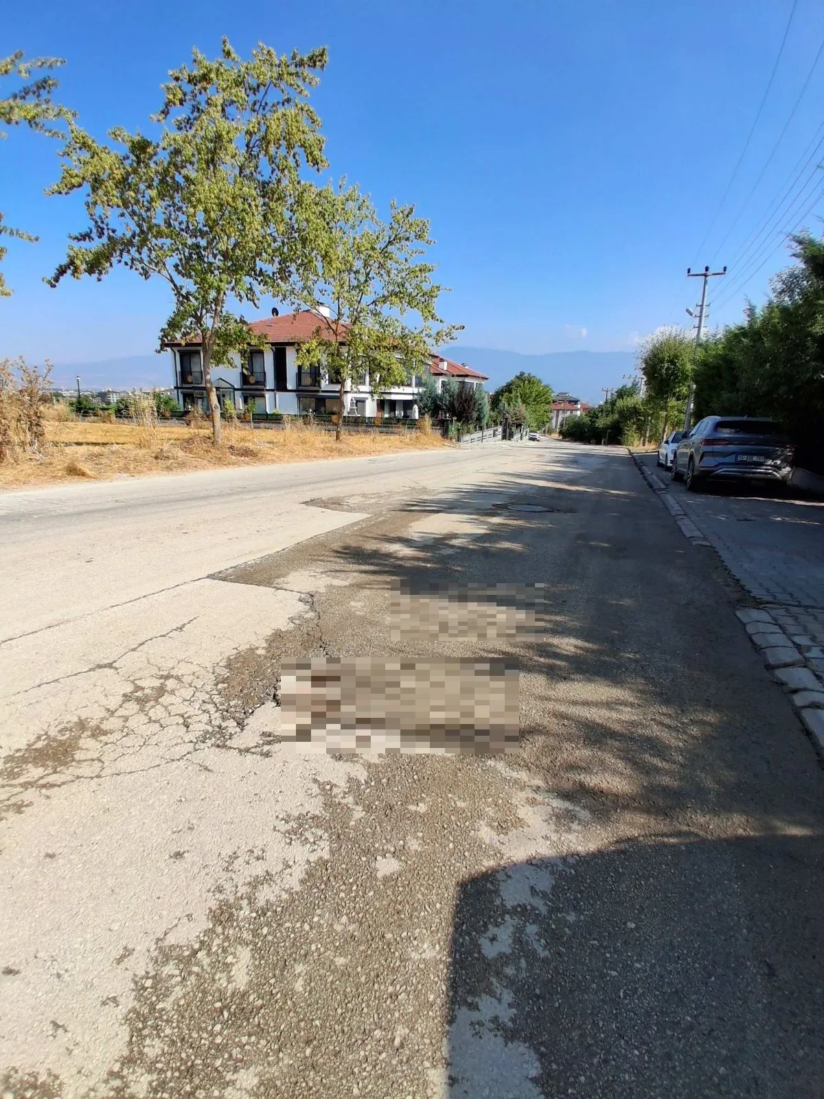 Asfalt Değil Mayın Tarlası