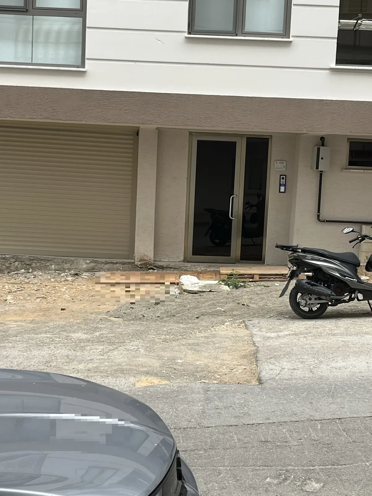 Yol ve Kaldırım Üzerindeki Bozuklukların Araç ve Yaya Güvenliği - görsel 1