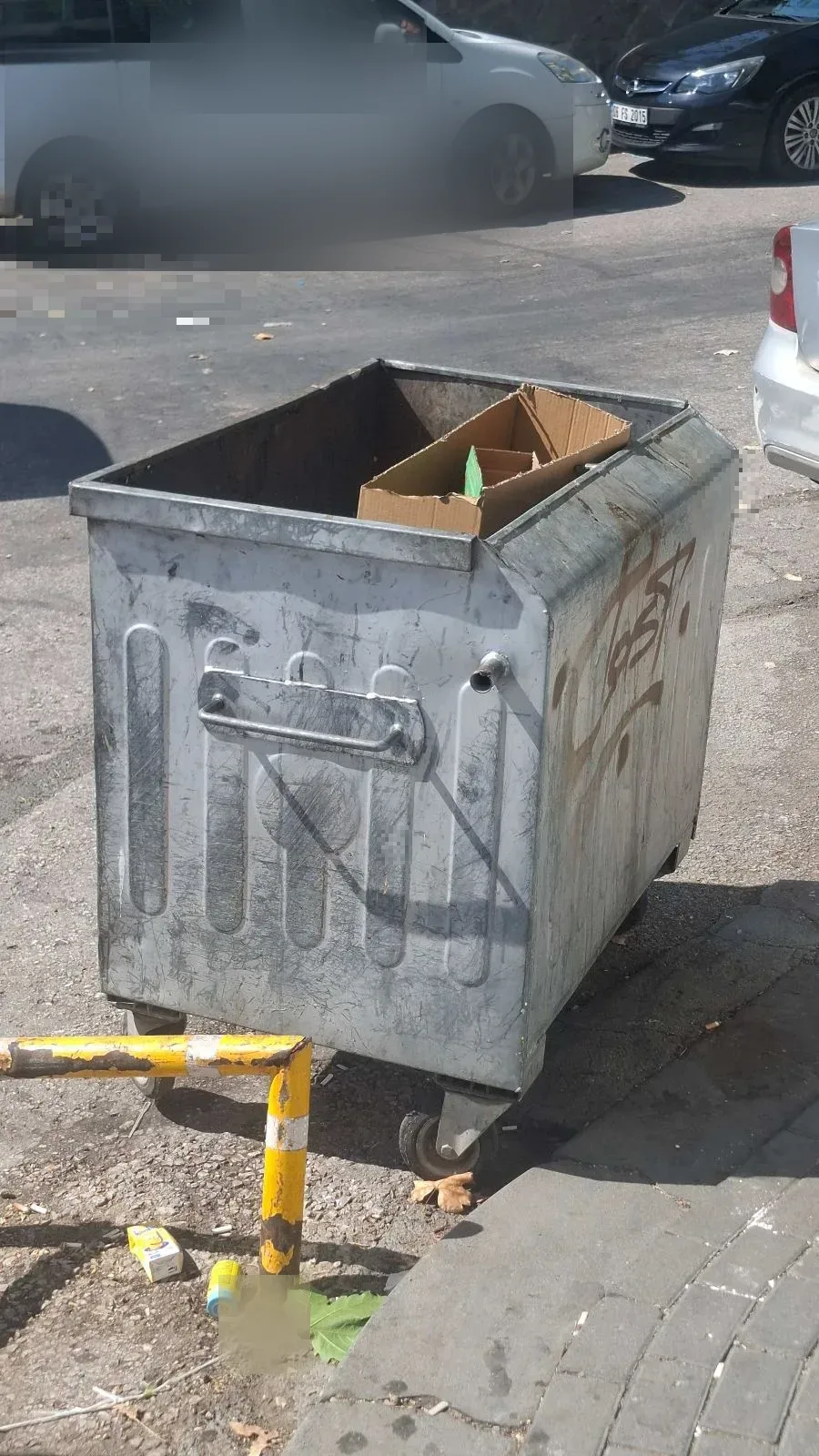 Çöp konteyneri