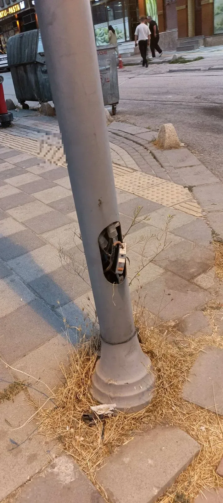 Elektrik Devreleri Dışarıda