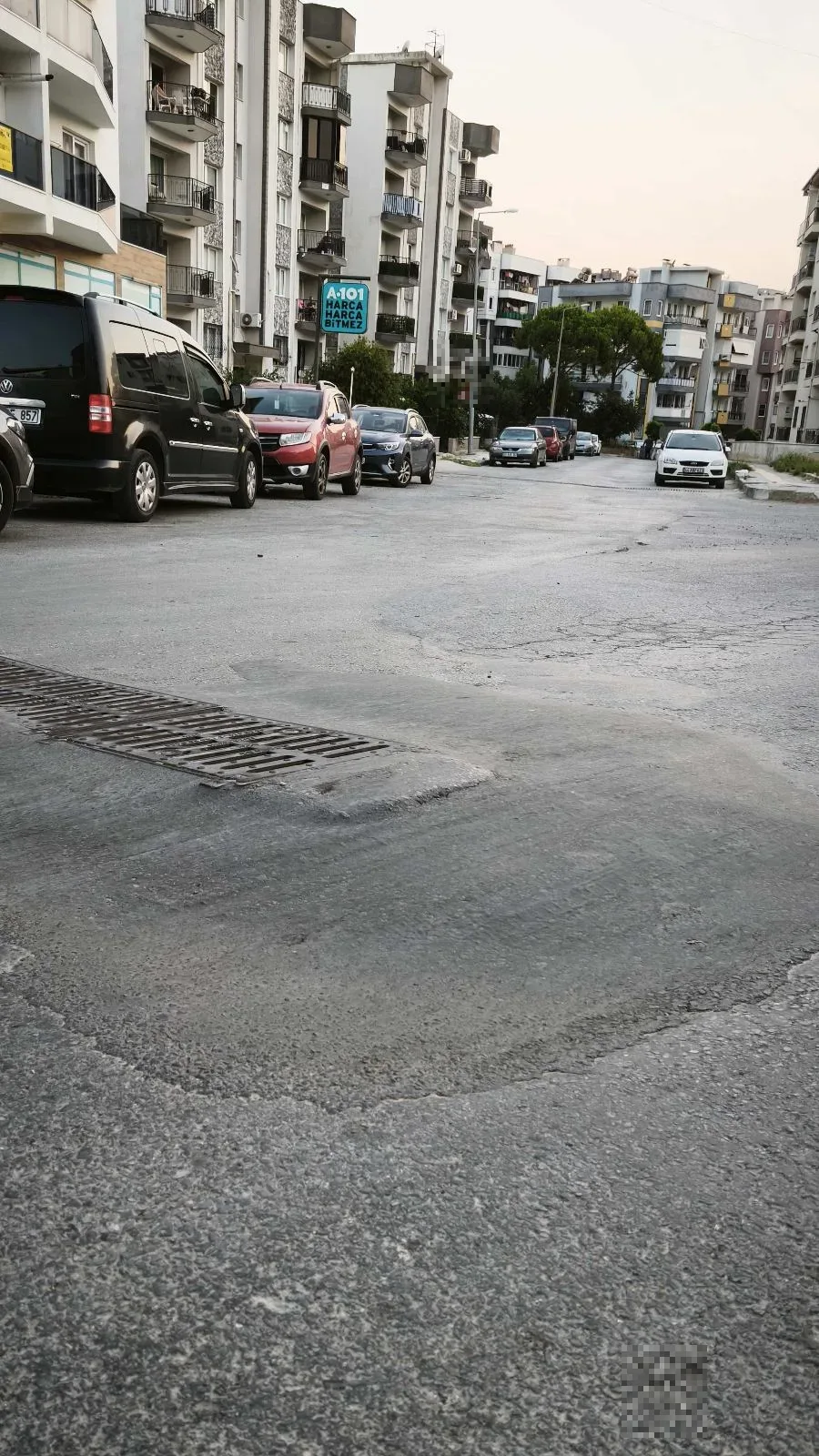 Alt yapı mazgalı yol ile eşit değil