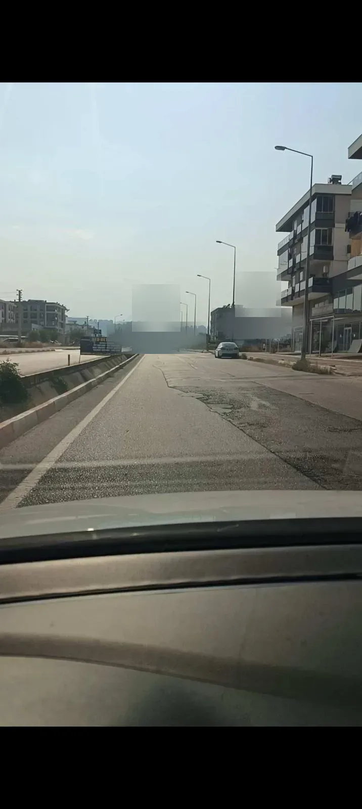 Ramara düğün salonun önündeki yol - görsel 1