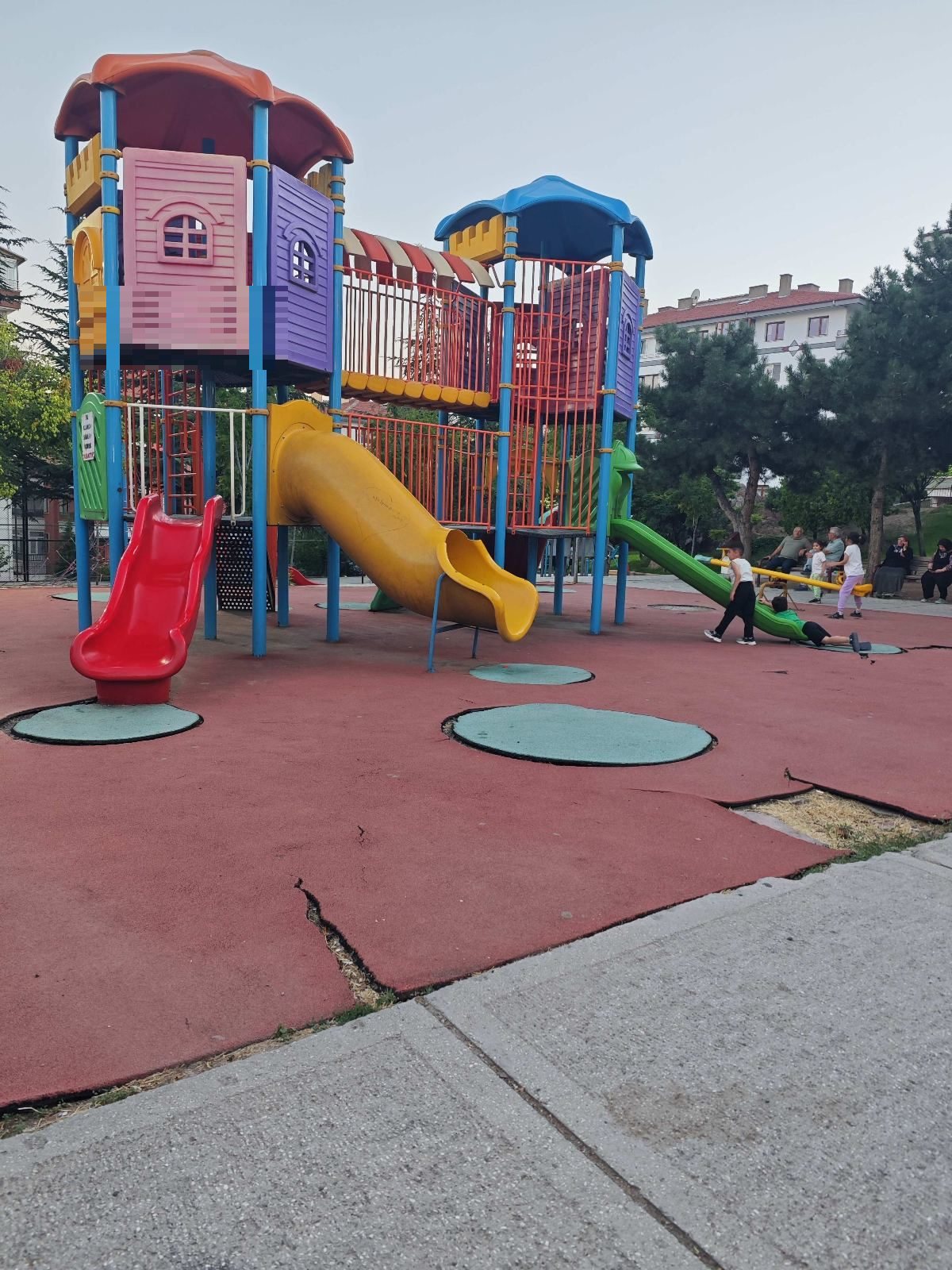 ŞEHİT TEĞMEN HAKAN TAHTALI OĞLU PARKI - görsel 1