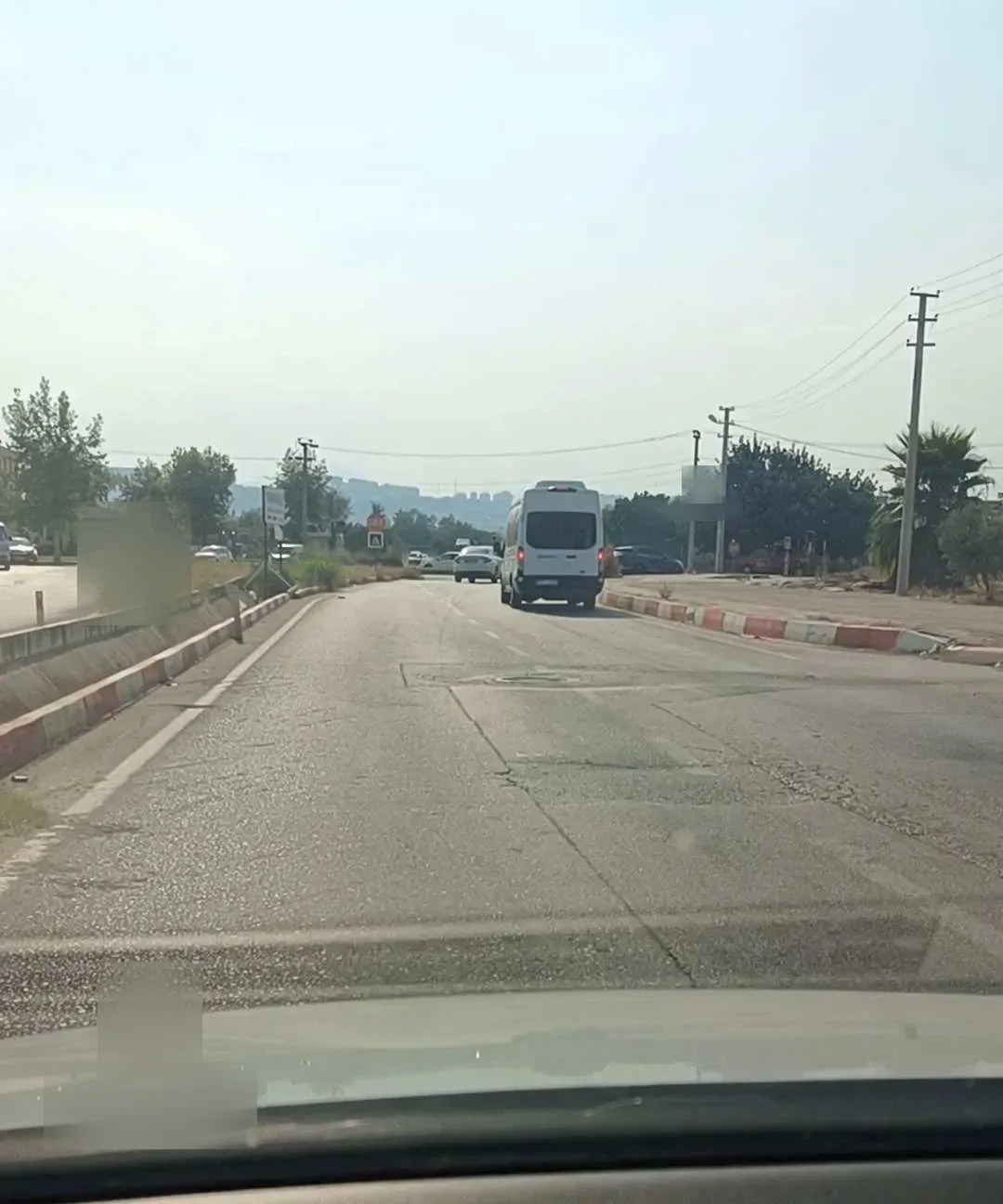 Ramara düğün salonun önündeki yol - görsel 2