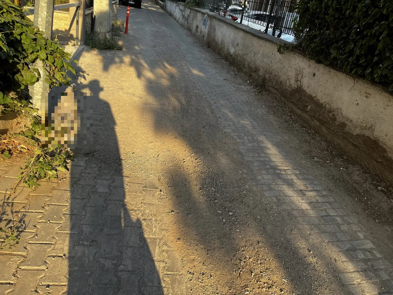 Yolda çakıl