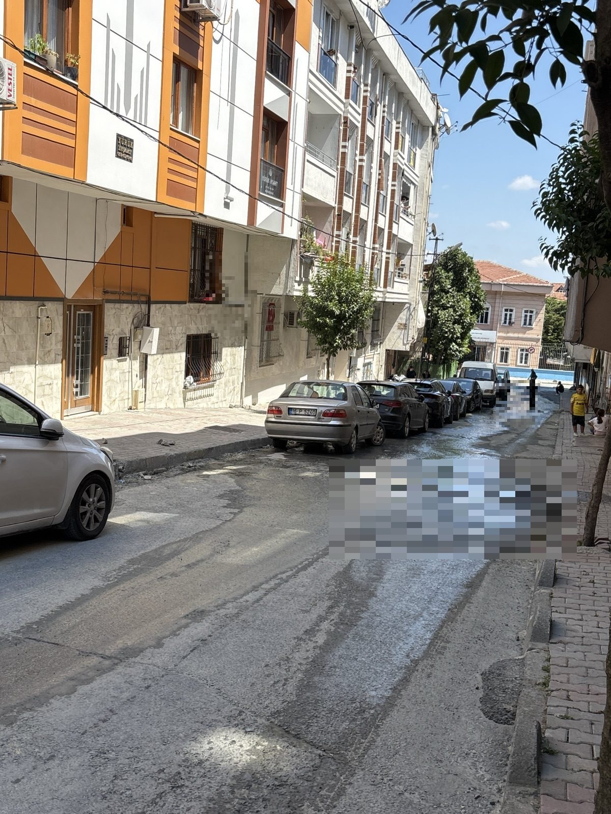 Mahallenin yolları çok kötü durumda - görsel 1