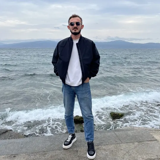 rkurt06 profil fotoğrafı