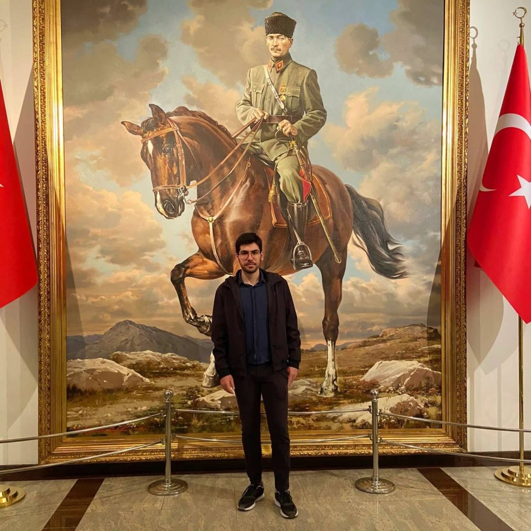 adkirazli profil fotoğrafı